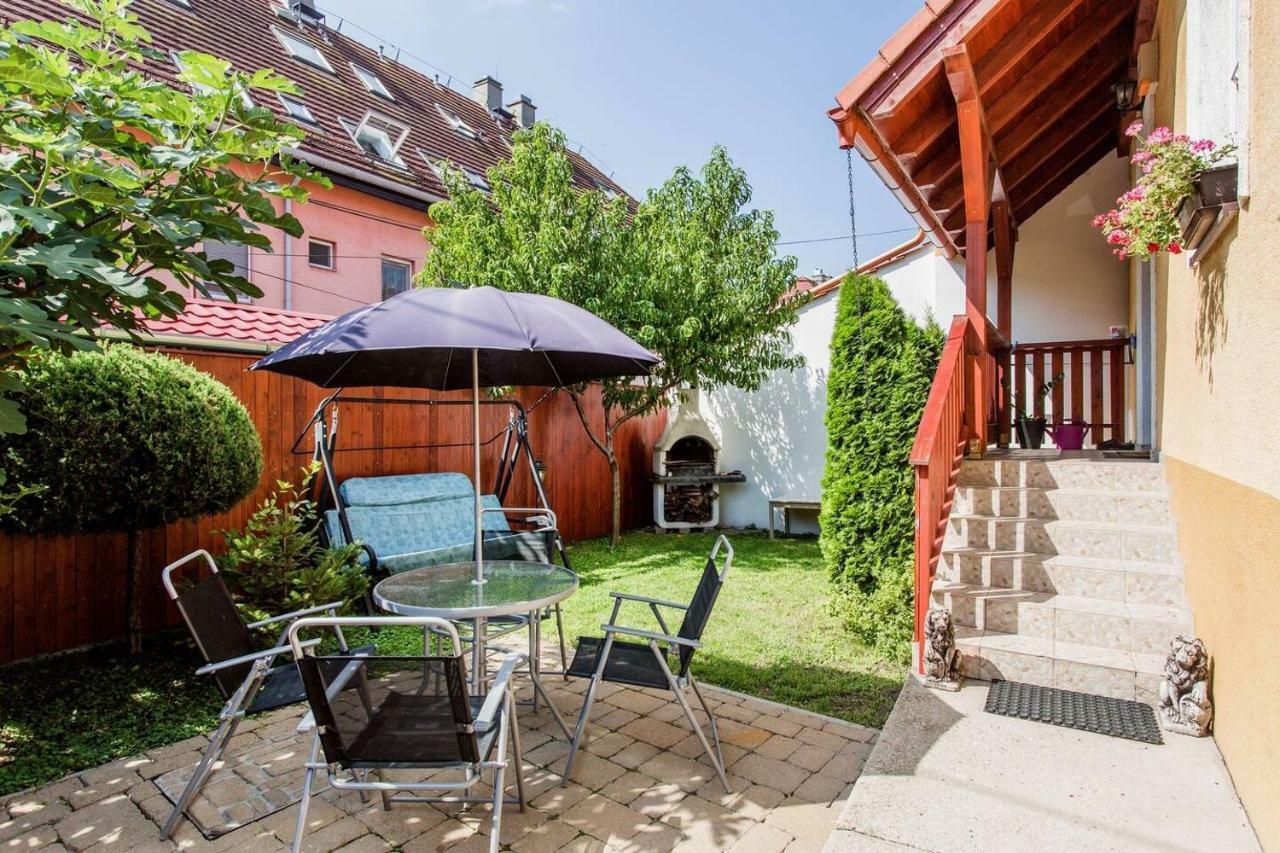 Luca Holiday House Budaörs Екстериор снимка