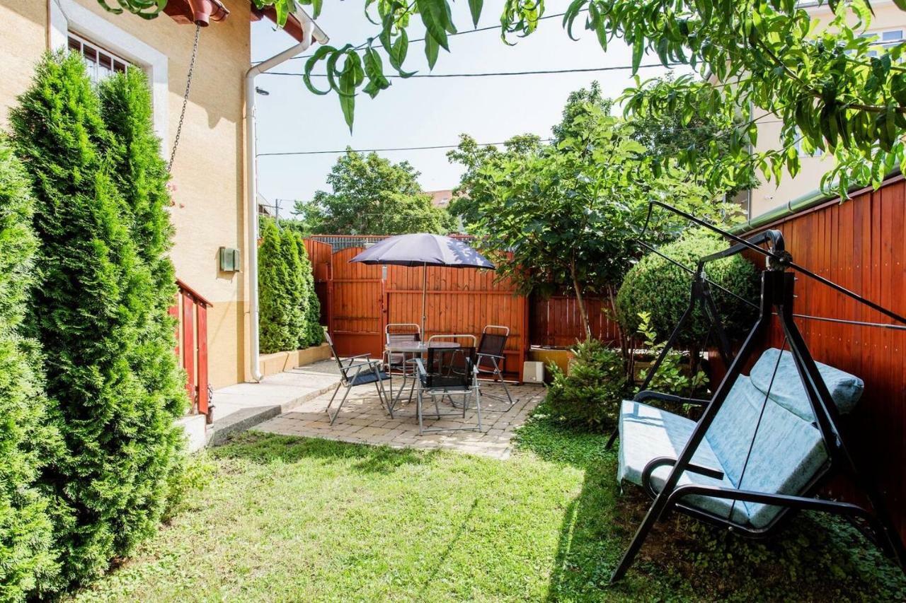 Luca Holiday House Budaörs Екстериор снимка